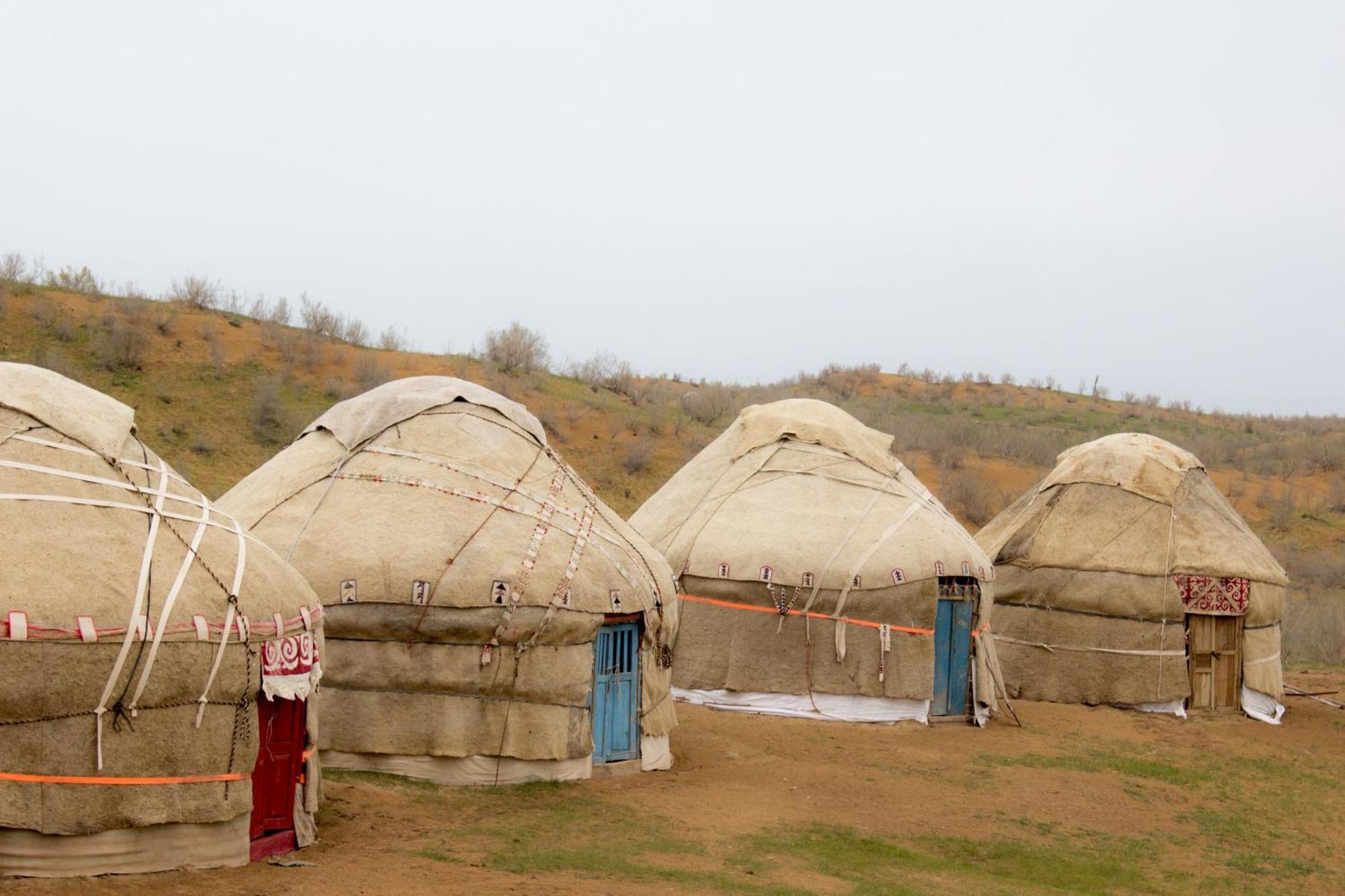 Authentic Uzbek Yurt Camp Eco-Friendly Nurota Exterior foto